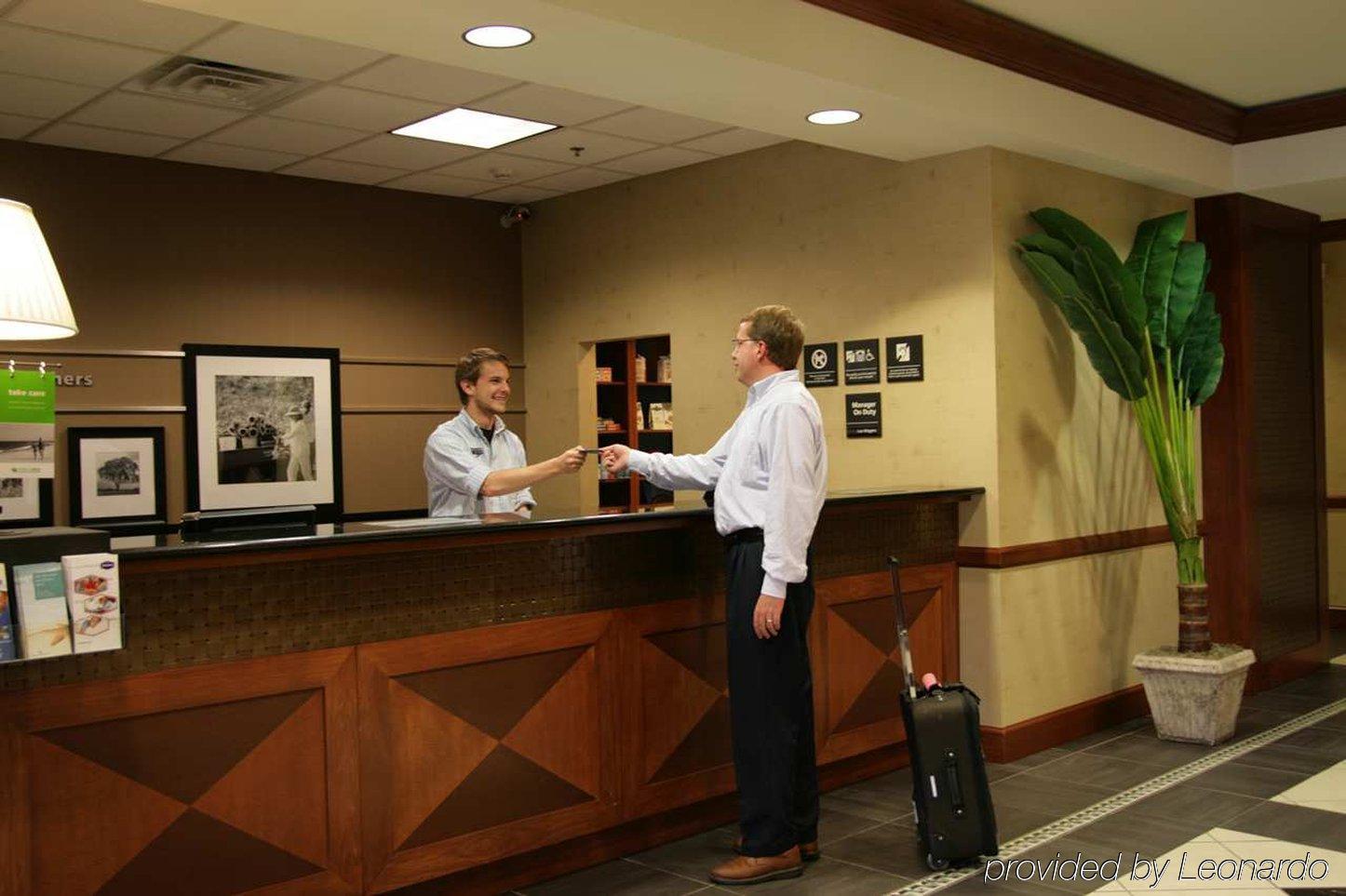 Hampton Inn And Suites Indianapolis-פישרס מראה פנימי תמונה